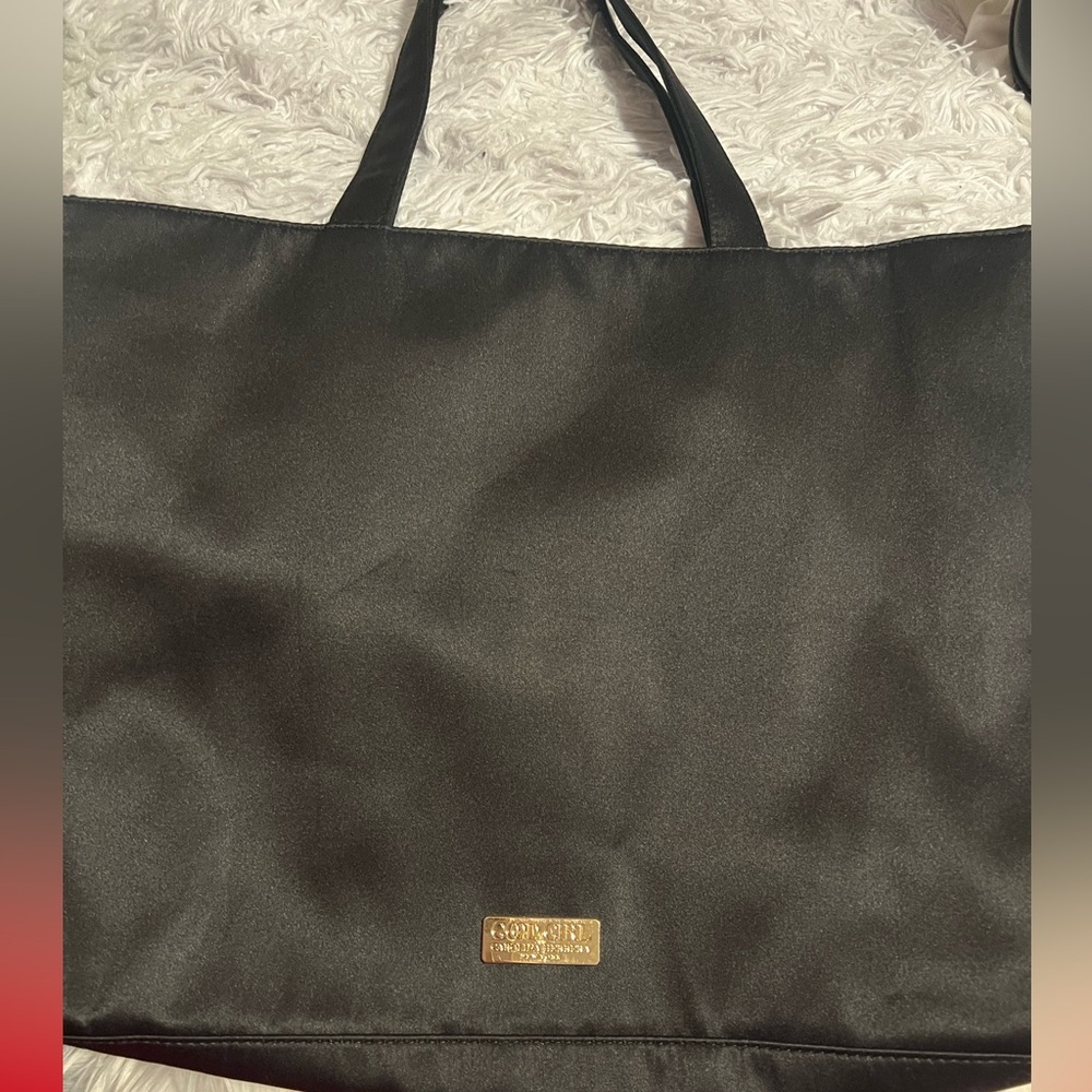 Carolina Herrera good girl tote bag.